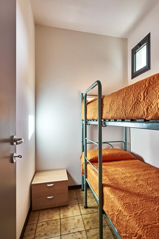 Residence Columbia Μπιμπιόνε Εξωτερικό φωτογραφία